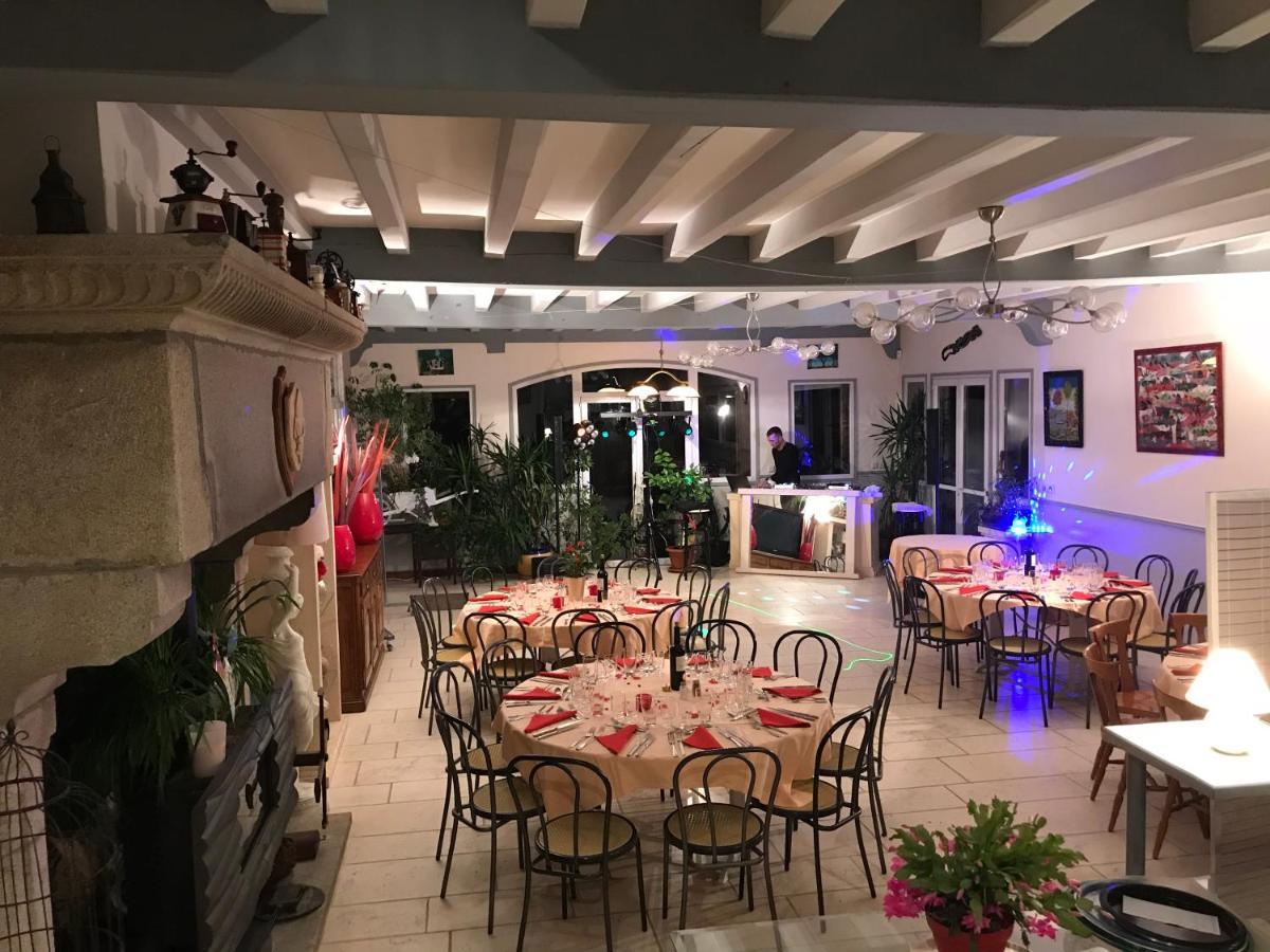 Appartements Et Chambres Le Vaumurier De Saint Lambert Εξωτερικό φωτογραφία