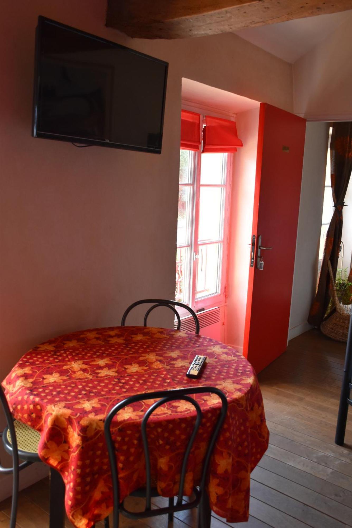 Appartements Et Chambres Le Vaumurier De Saint Lambert Εξωτερικό φωτογραφία