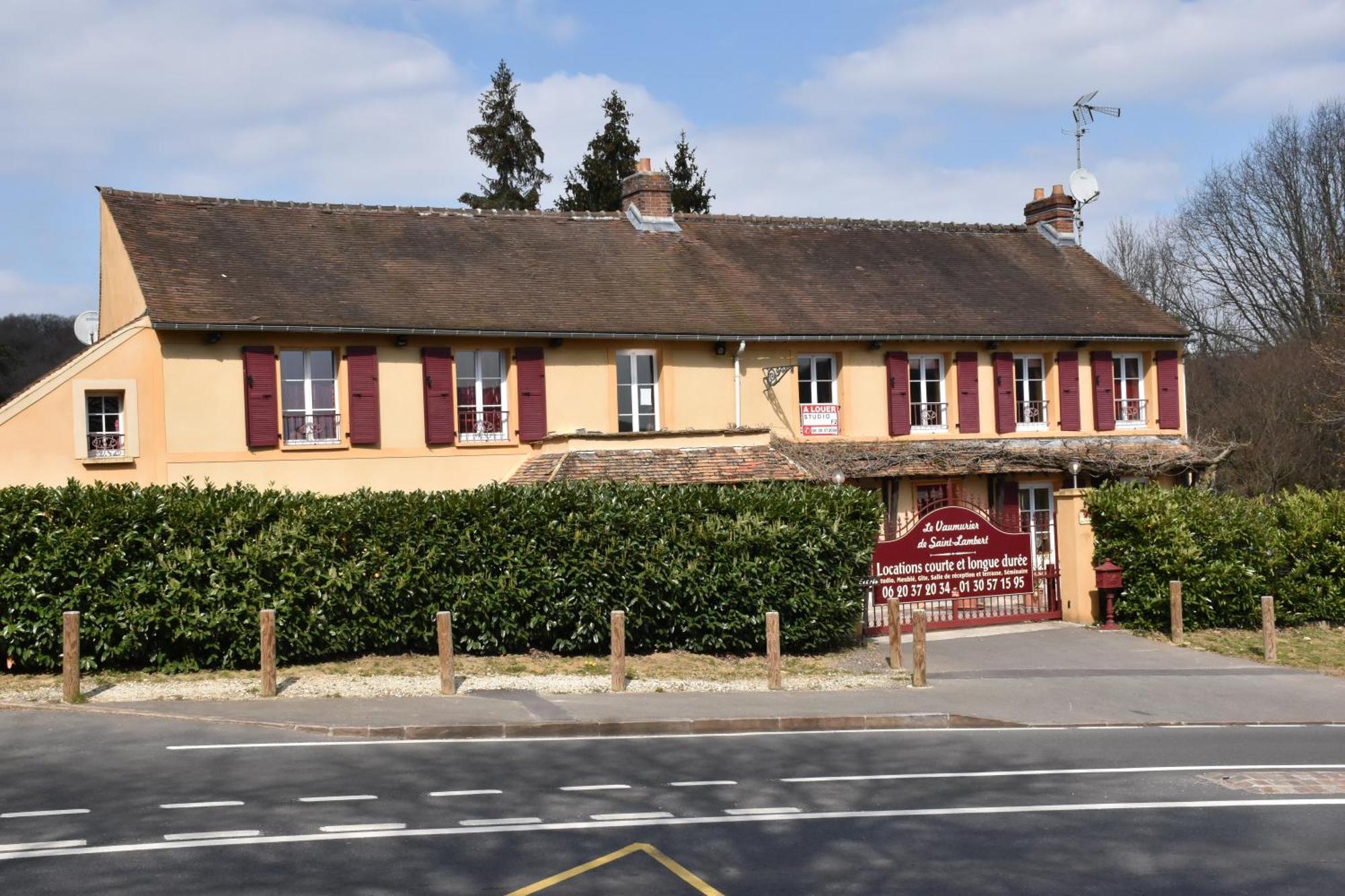 Appartements Et Chambres Le Vaumurier De Saint Lambert Εξωτερικό φωτογραφία